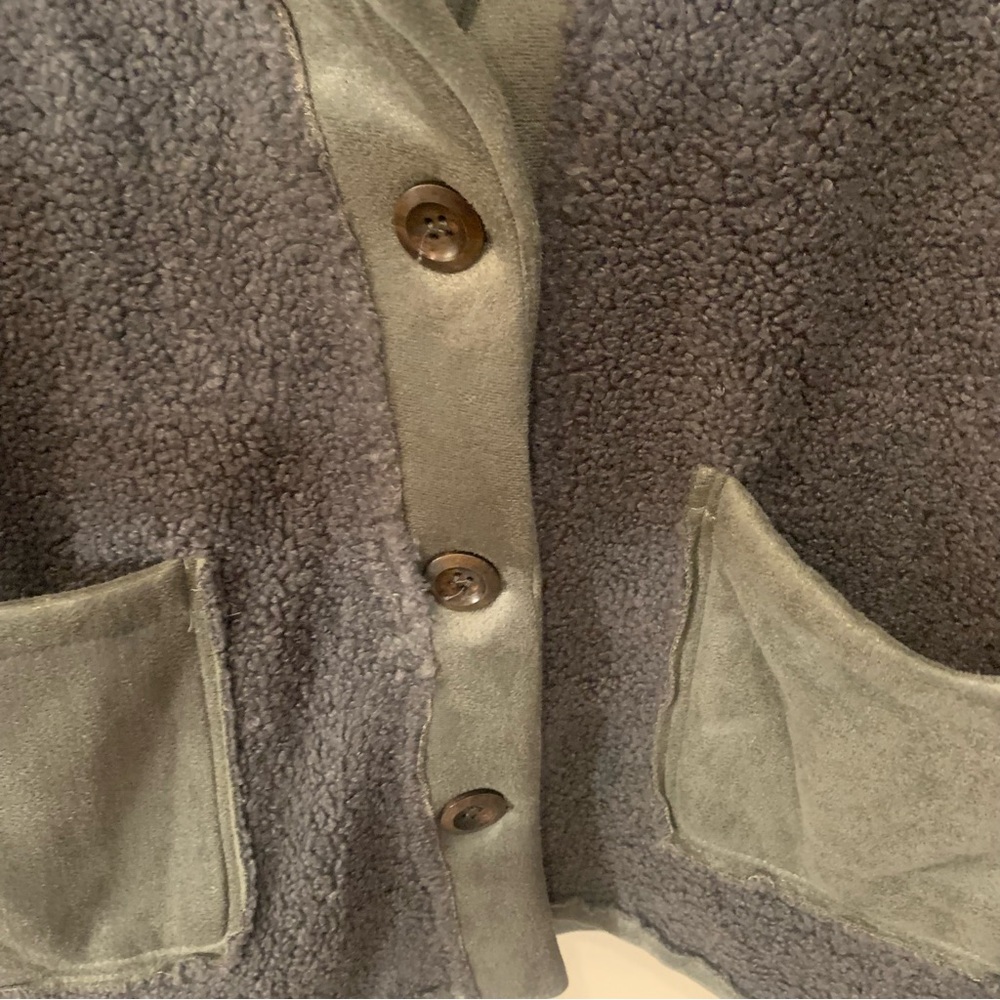 Listiele Faux Suede Sherpa Teddy Combo Patch Collared Jacket - Picture 15 of 15